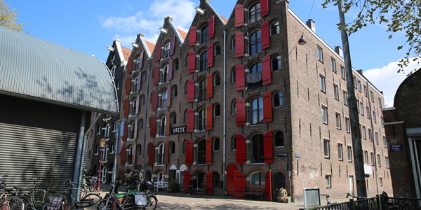 Amsterdam, Pakhuis Vrede